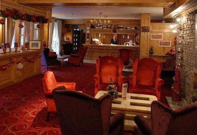 The Mariner, Hotel